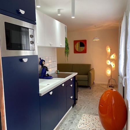 Orange & Art Apartment Clermont-Ferrand Bagian luar foto